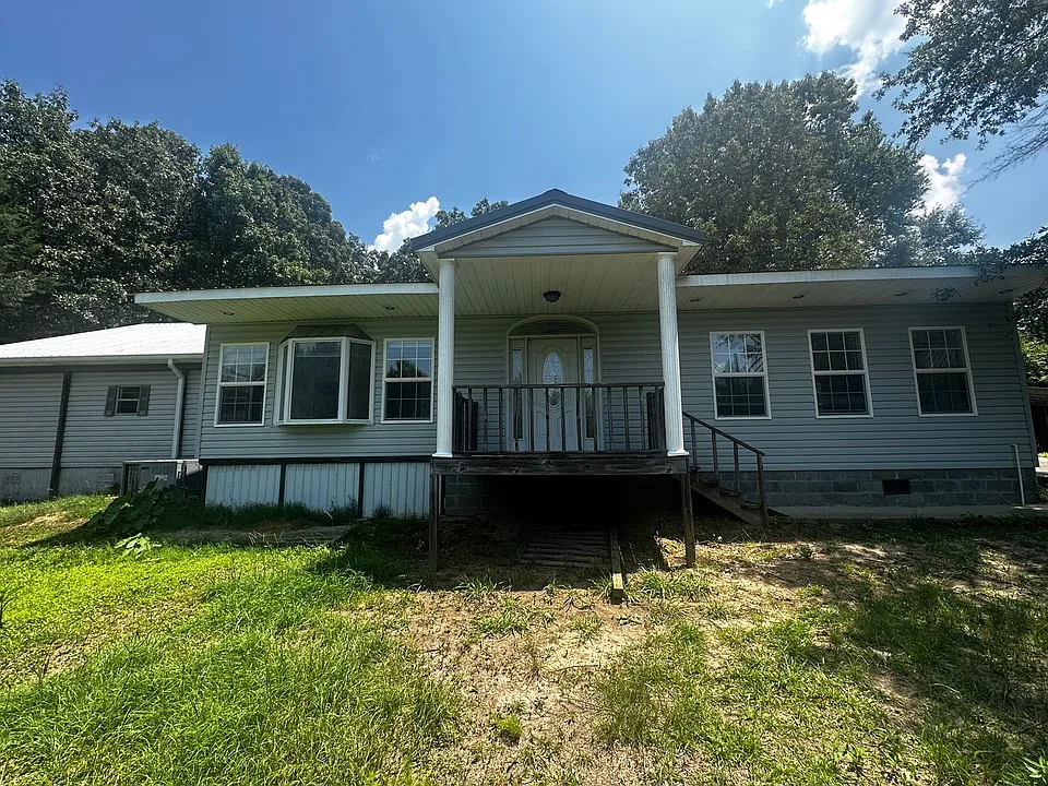 742 Old Sulphur Springs Rd