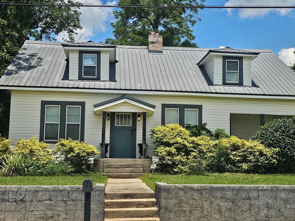 1st image of 373-373 E College St