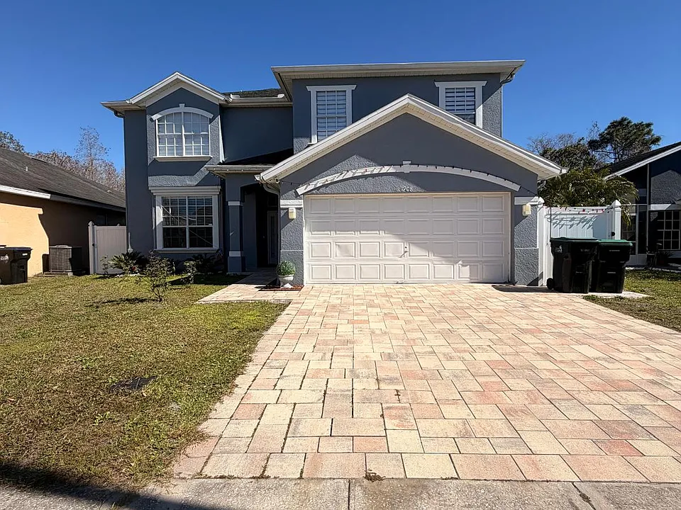 1908 Bridgeview Cir