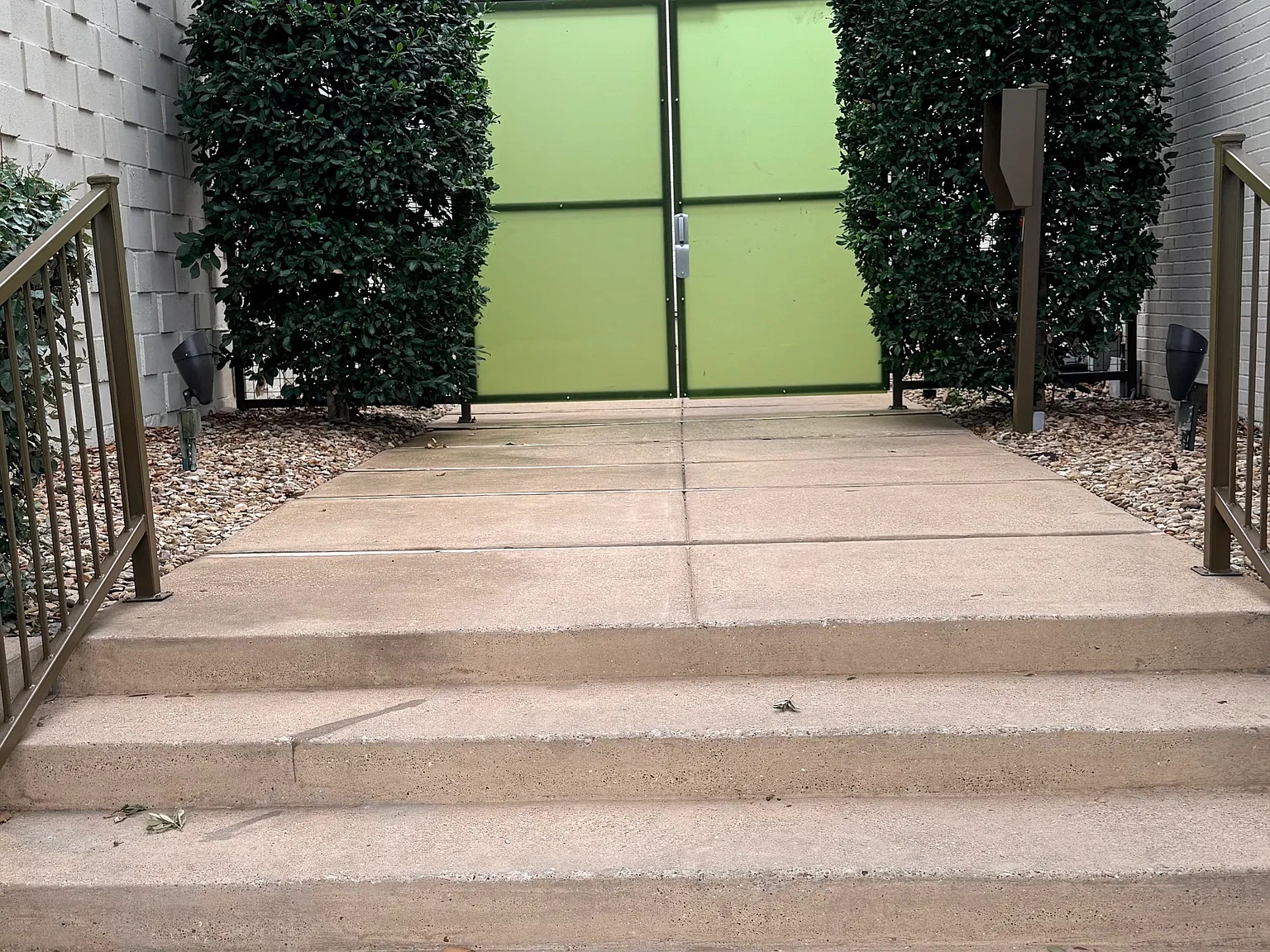 2 bed, 1053 sqft, $2,395 — Photo 1