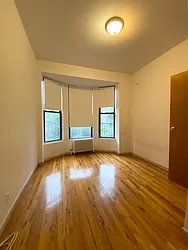 Rented by MOTION New York