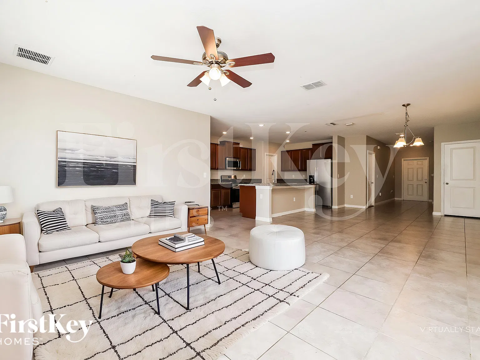 6 bed, 3.0 bath, 2580 sqft, $2,930 — Photo 3
