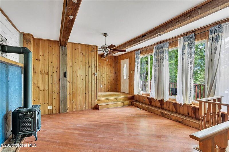4th image of 34 Glen Royal Drive