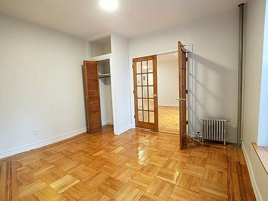 5th image of 79 Haven Ave APT 31