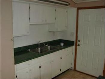 3rd image of 279 White St
