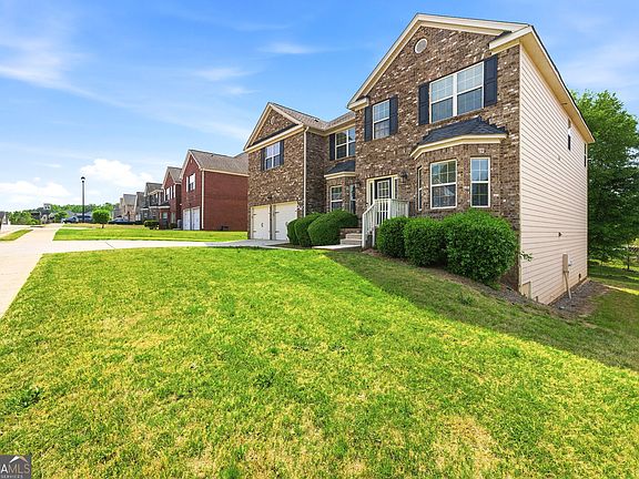 2nd image of 3581 Morinda Dr