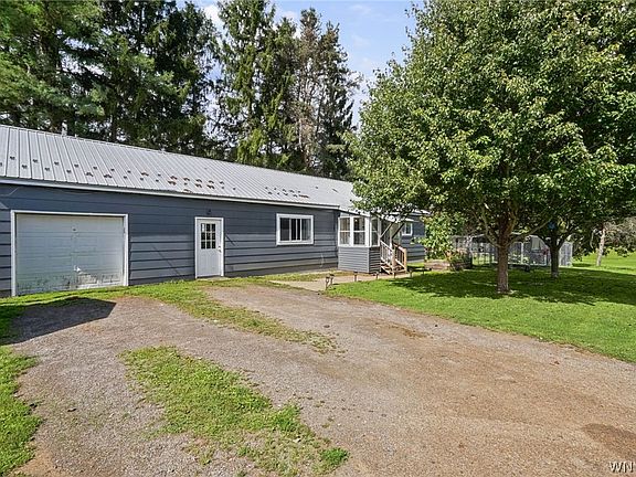 2nd image of 6805 Baragon Hill Rd