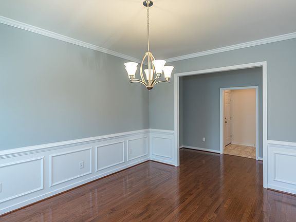 Corvallis Dining Room
