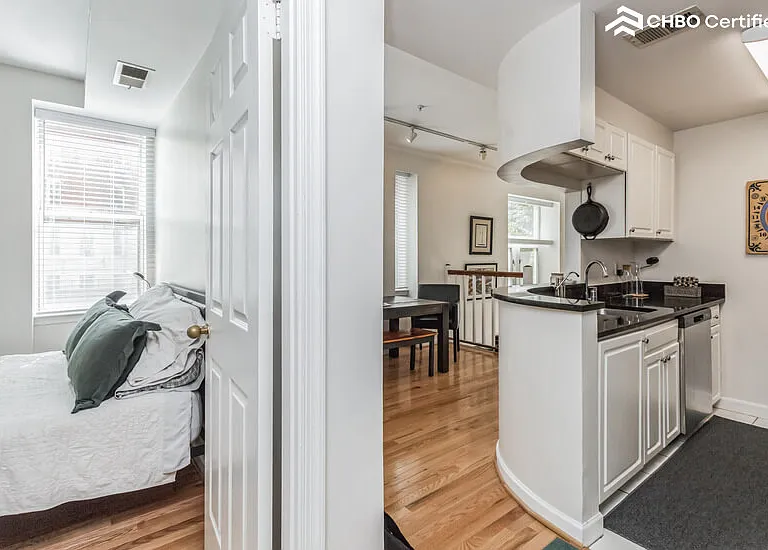 1619 R St NW #101 — Photo 16