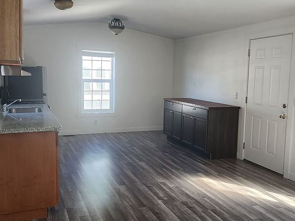 5th image of 13401 NE 28th St Unit 413