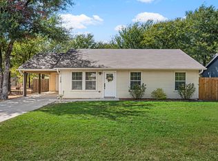 110 Shady Springs Dr, Runaway Bay, TX 76426