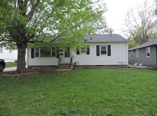 1320 Denver St, Waterloo, IA 50702