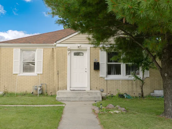 9638 Reeves Ct, Franklin Park, IL 60131
