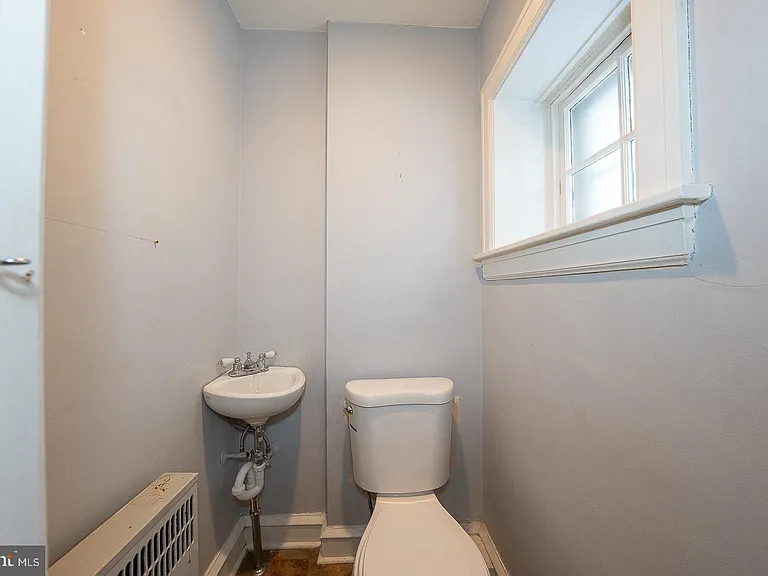 625 Chelten Hills Dr — Photo 21