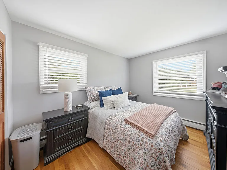 22 Hart St — Photo 20