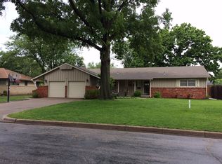 1019 N Vincent Ln, Wichita, KS 67206