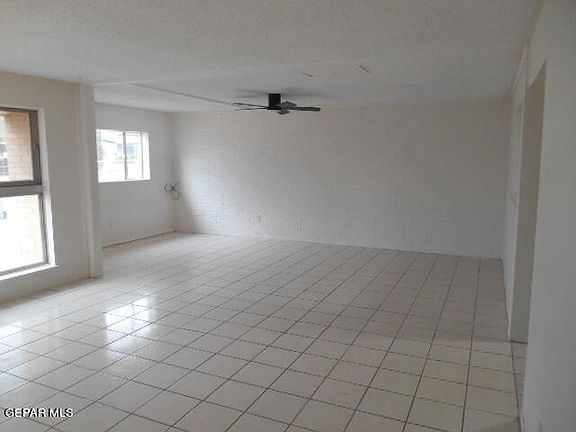 5th image of 10060 Oakwood Dr
