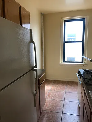 Rented by PMG Real Estate  | media 6