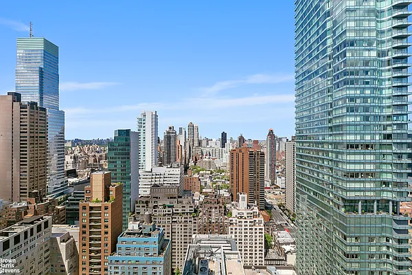 Rented by Brown Harris Stevens | media 11