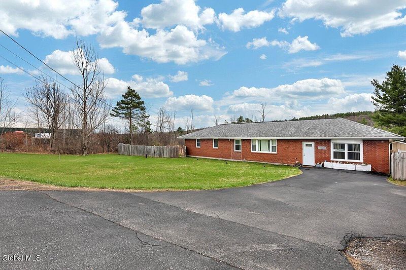 2nd image of 8385 Duanesburg Road