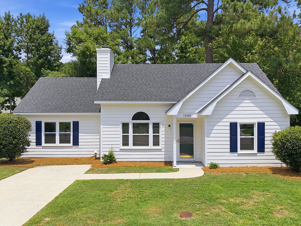 1st image of 1040 Southbriar Drive