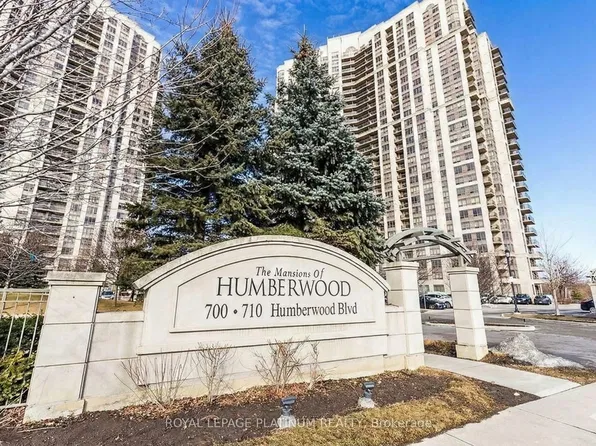 710 Humberwood Blvd, Toronto, ON