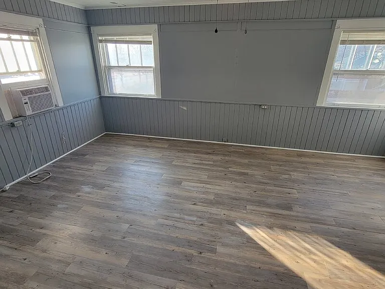 1402 Willis Ave #5 — Photo 18