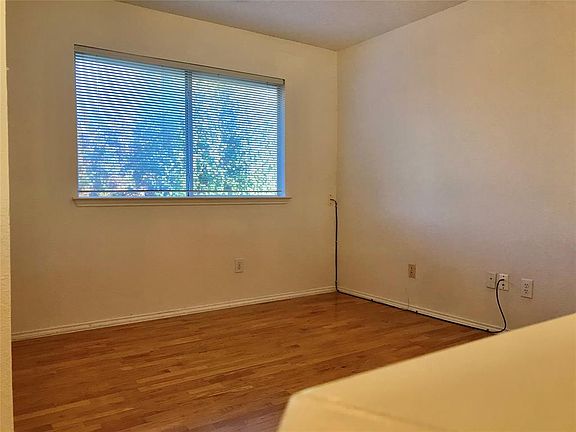 4th image of 7816 Kinman Ln