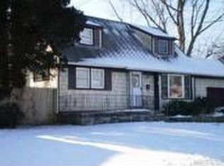 234 Sherman St, Brentwood, NY 11717