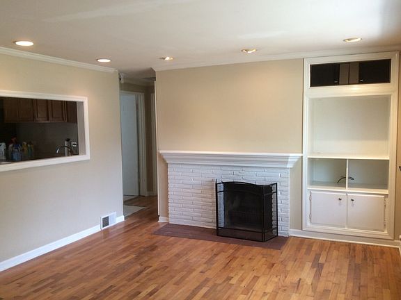 4th image of 133 N Woodlawn St