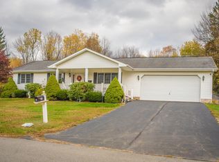 191 Center St, Carbondale, PA 18407