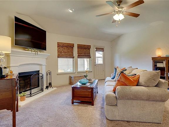2nd image of 13109 Monte Alto St