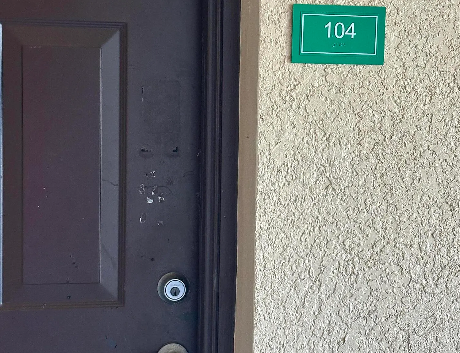 1 bed, 1.0 bath, 868 sqft, $1,650 — Photo 3