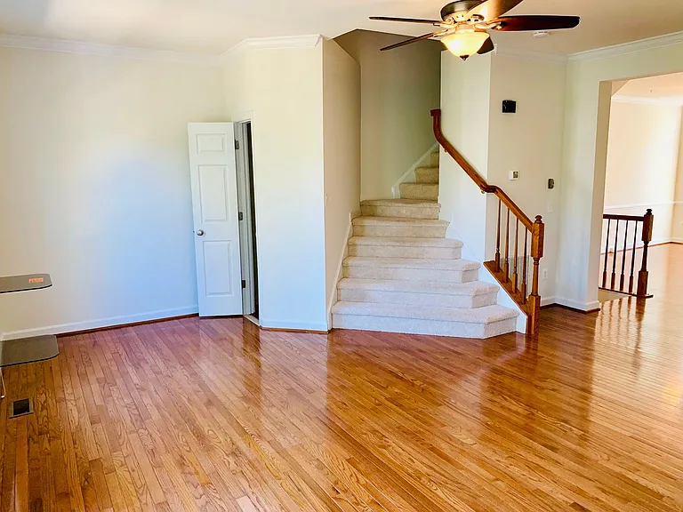 925 Harrison Cir — Photo 12