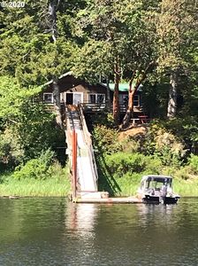 1945 N Tenmile Lk, Lakeside, OR, 97449