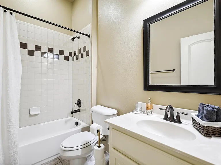 11110 Liberty Grove Rd — Photo 33