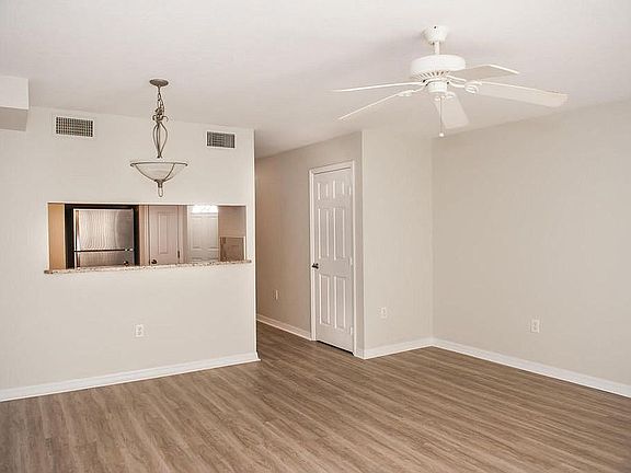 Dining/ living area