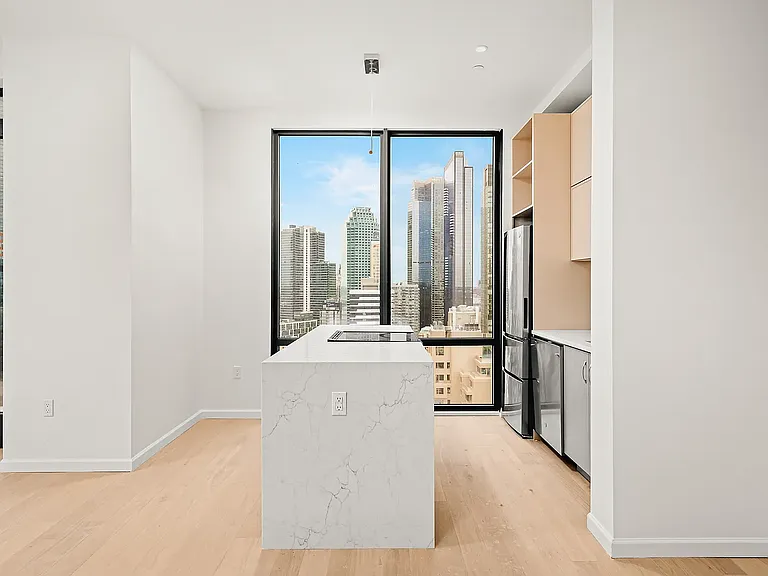 41-15 24th St #2511 — Photo 2