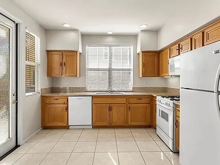 308 Bella Terra — Photo 5