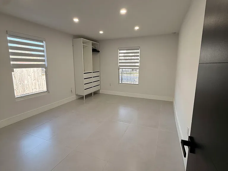 4430 NW 1st Ave — Photo 11