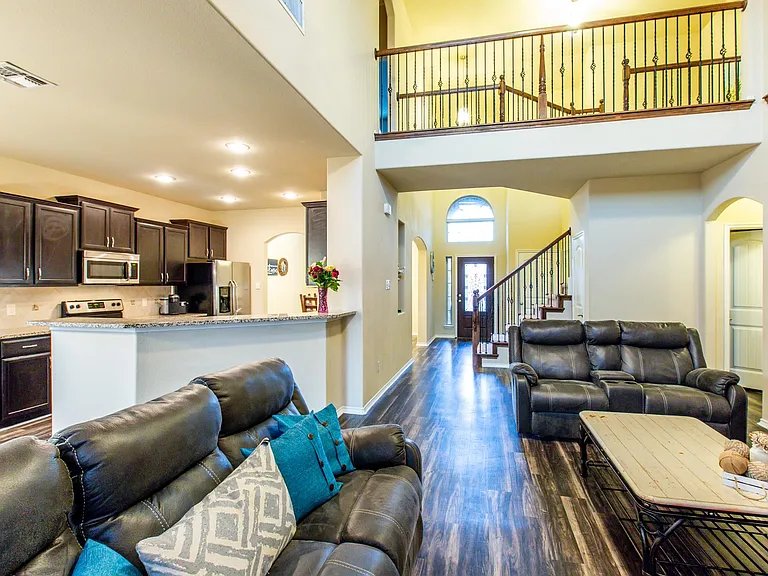 1324 Red River Dr — Photo 23