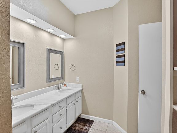 4th image of 1106 Quail Valley Ln Unit 120