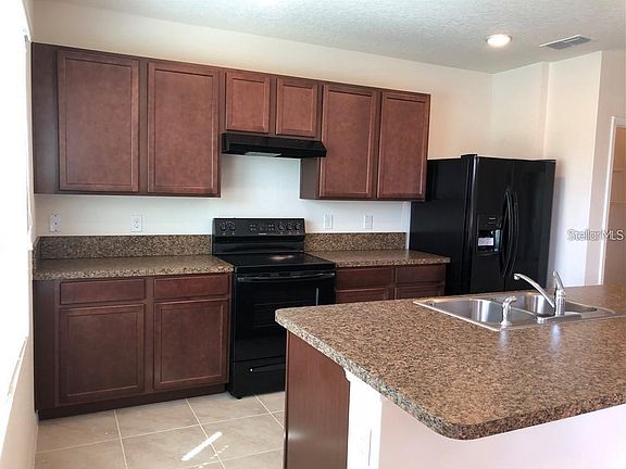 5th image of 1851 Red Canyon Dr