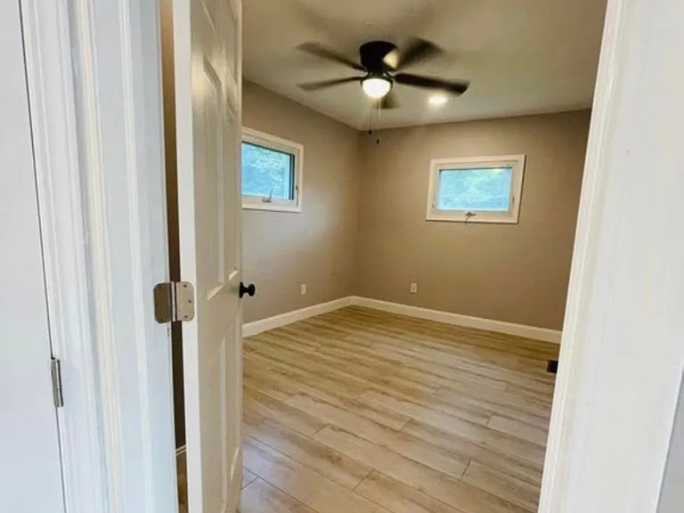 1477 Erickson Dr — Photo 17