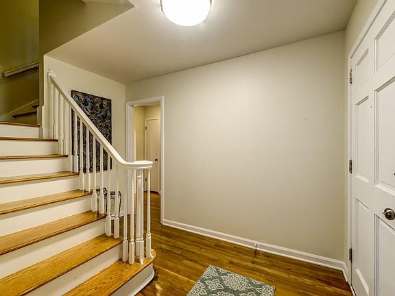 4th image of 4005 Woburn Dr