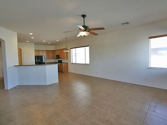 5th image of 7722 N 86th Ln