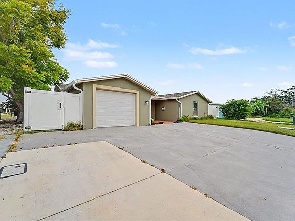 2nd image of 4865 SHELL STREAM BOULEVARD
