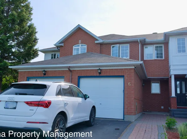 6 Crystal Park Cres #1, Ottawa, ON K2C 3Z8