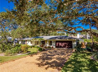 935 Tulip Ln, Vero Beach, FL 32963