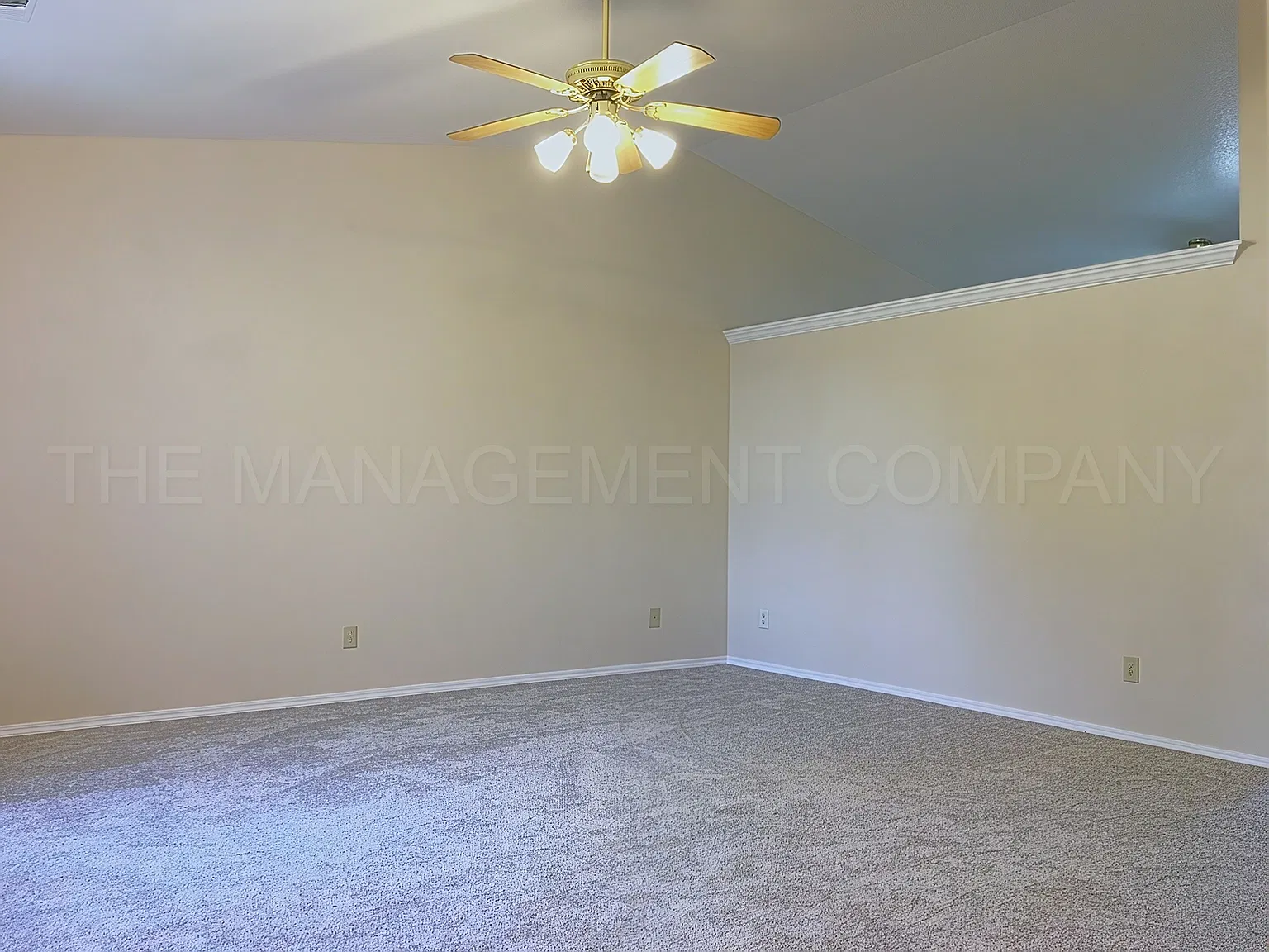 3 bed, 1300 sqft, $1,750 — Photo 2